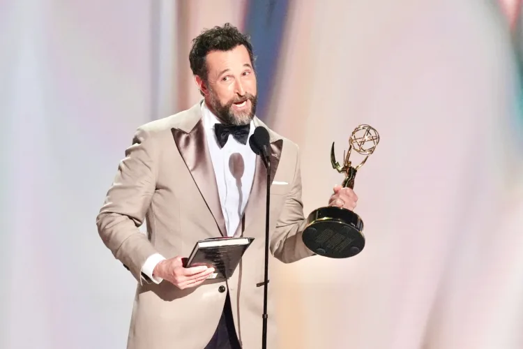 ‘The Pitt’ wins Emmy for second year